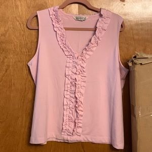 Uniform ruffled v-neck pink sleeveless top, size XL